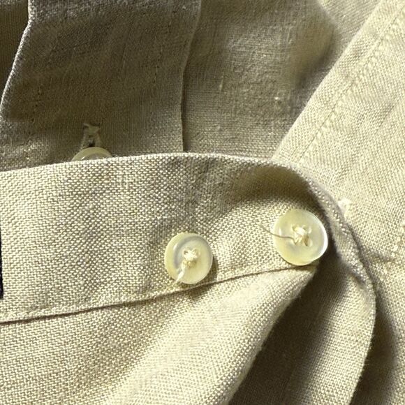 Jos A Bank Linen Shirt Mens Medium  Travelers Collection Button Up tan 100% - Picture 4 of 6